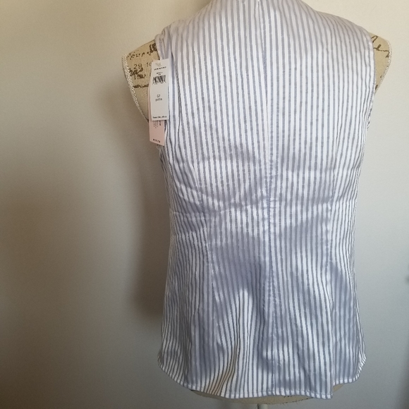 Banana Republic Pleated Bow Top - Picture 5 of 5